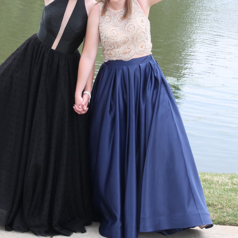 Prom Dress Navy Beaded Two Piece Size 5/6